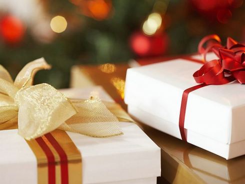 Christmas Gifts and Decorations